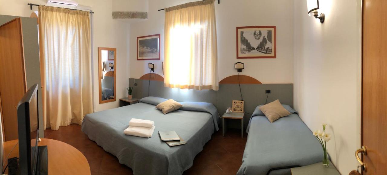 Locanda Menabuoi Donoratico Exteriör bild
