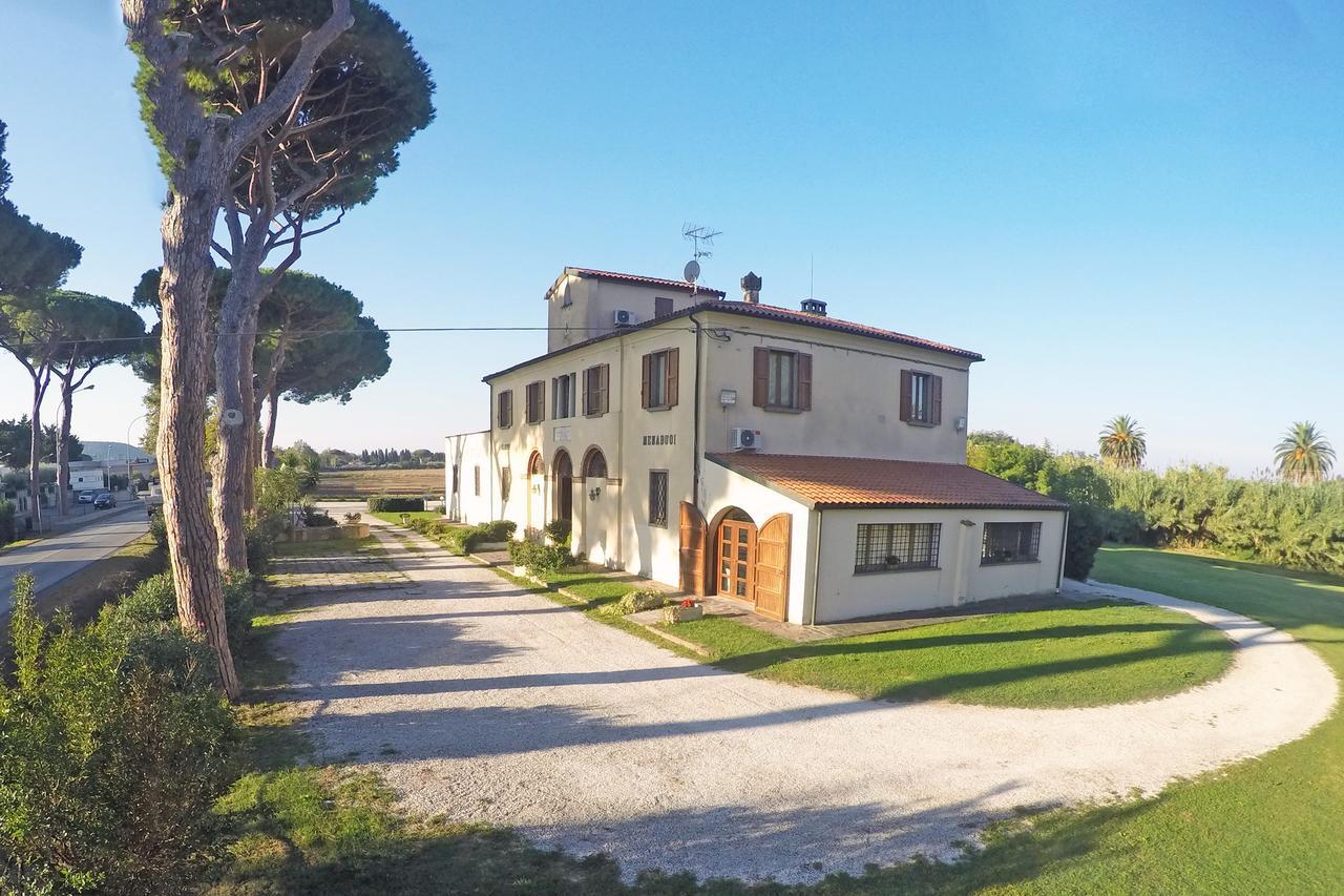 Locanda Menabuoi Donoratico Exteriör bild