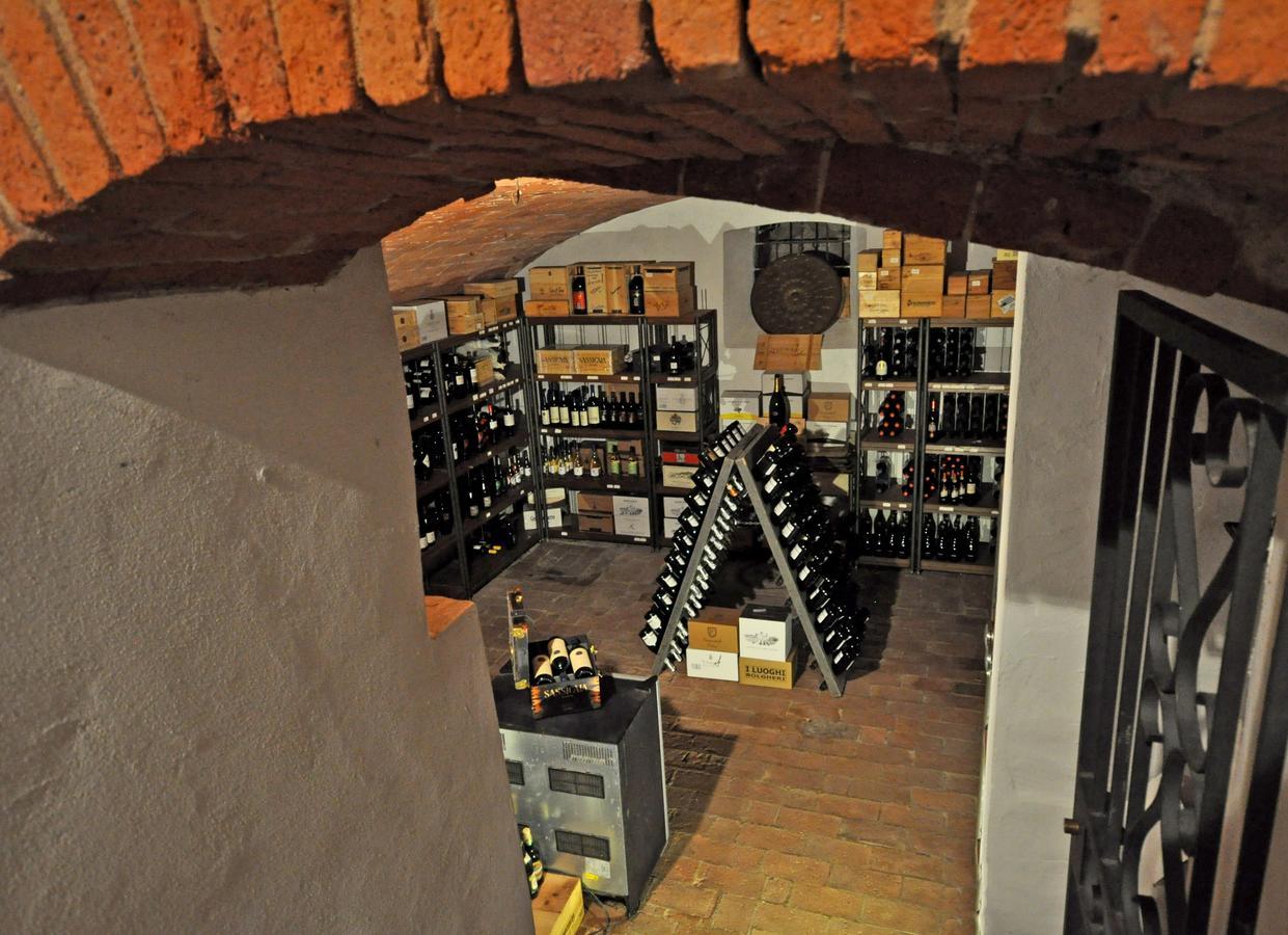 Locanda Menabuoi Donoratico Exteriör bild