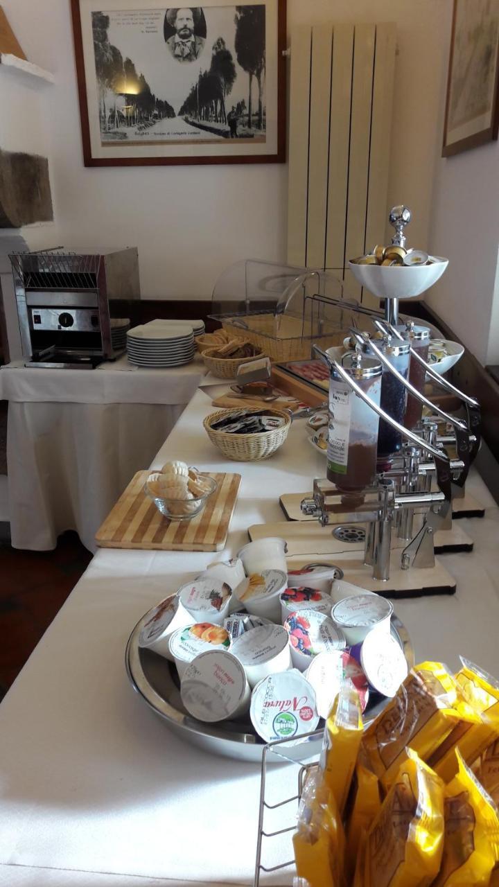Locanda Menabuoi Donoratico Exteriör bild